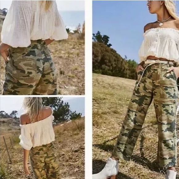 Free People We The Free Remy Camo Print
Cropped Pants - Picture 3 of 7